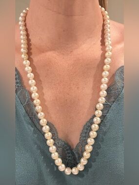 Elegant Ivory Pearl Strand Necklace for Women- Vintage Piece!